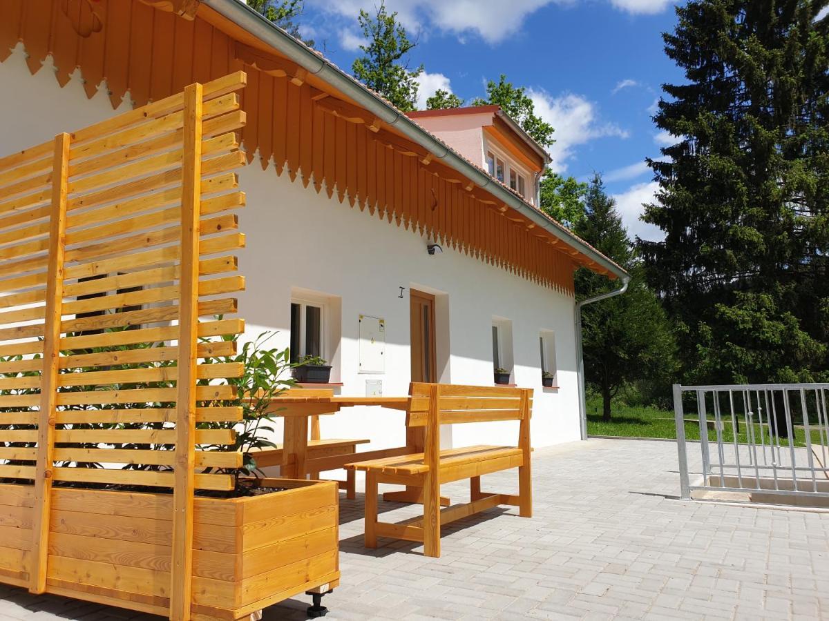 Apartmány Rosenberg - Lipno Rožmberk nad Vltavou Exterior foto
